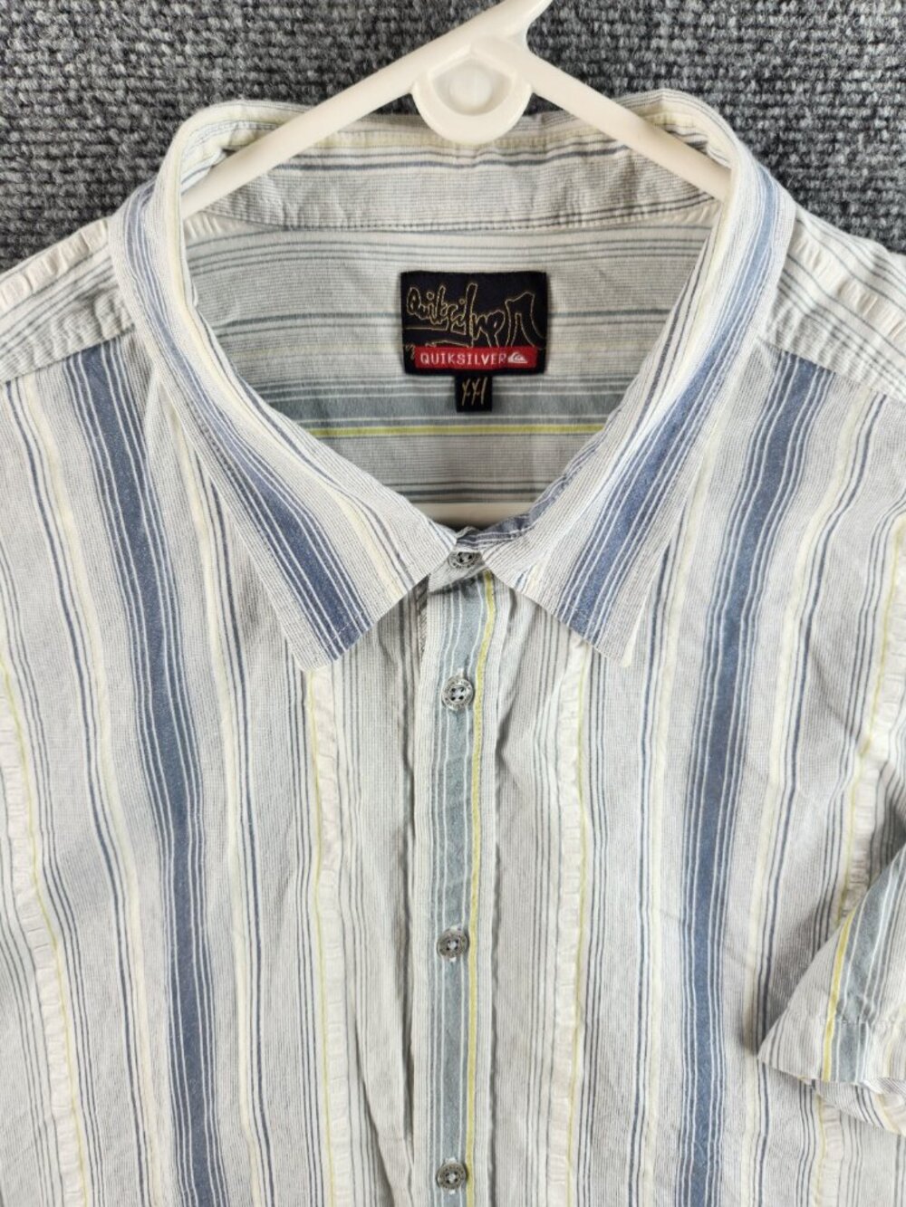 Quicksilver Mens XXL Blue White Green Striped Short Sleeve Button Up Embroidered